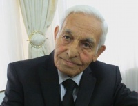 Həm yaxşı şair, həm siyasət&ccedil;i, həm də redaktor idi