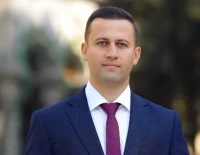 Kitab&ccedil;ılar Birliyinin şeir m&uuml;sabiqəsi &ndash; fərqlənmə diplomunun sahibi Samir Əflatunoğlu