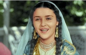 "Toy" və "Bir dənəsən, bir dənə" rəqsləri məhz onun &uuml;&ccedil;&uuml;n nəzərdə tutulub