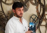 “Biri ikisində” – Səddam Laçının şeiri ilə