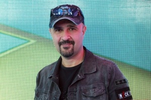 İlqar Xəyal və s&ouml;nən ş&ouml;hrətin k&uuml;l&uuml;