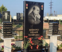 "Şərəf" ordenli yazı&ccedil;ının qəbir&uuml;st&uuml; abidəsi hazırlandı