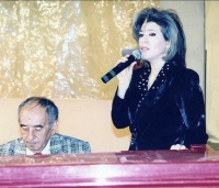Gələcəyəm, g&ouml;zlə gələcəyəm...