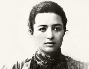 Həmidə Cavanşirin boynundakı medalyonun sirri: o, ərindən nəyi gizləyirdi? &ndash; ANONS