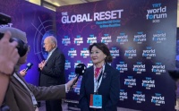 Aktotı Raimkulova TRT World Forum 2025 çərçivəsində spiker qismində