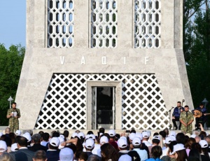 Şuşada Vaqif Poeziya Günləri davam edir - YENİLƏNİB