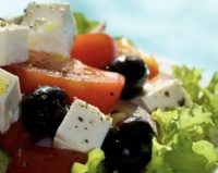Ən məşhur yay yeməkləri &ndash; Horiatiki salatı