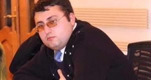 BİRİ İKİSİNDƏ Allahş&uuml;k&uuml;r Ağanın şeirləri ilə