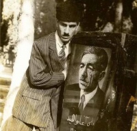 Mir Cəfər Bağırov hansı şeirinə g&ouml;rə Əliağa Vahidə n&ouml;vbəsiz mənzil vermişdi?