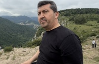 Xarıb&uuml;lb&uuml;l&uuml;n k&ouml;lgəsində s&ouml;z&uuml;n yurdu Ankaradan Bakıya, Qazaxa, Ağdama və Şuşaya səyahət g&uuml;ndəliyi