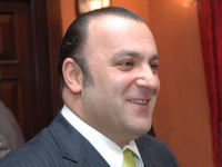 Fayton onu məşhur etdi