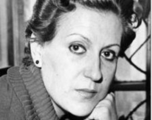 Pianonun yarım&ccedil;ıq qalmış musiqisi...