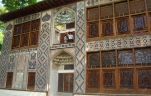 Divarları danışan evlər: Şəki memarlığının sirli g&ouml;zəlliyi