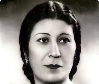 Teatr aləmində deb&uuml;t&uuml; 13 yaşında oldu