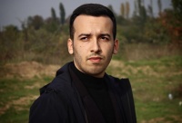 BİRİ İKİSNDƏ Nadir Yalçının şeirləri ilə