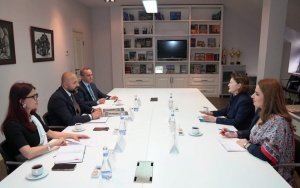 Akyotı Raimkulova Rüfət Mahmud ilə görüşüb