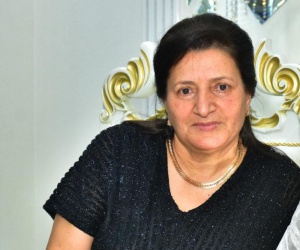 35 illik po&ccedil;t yol&ccedil;usu və ya &uuml;nvanlara sadiq addımlar